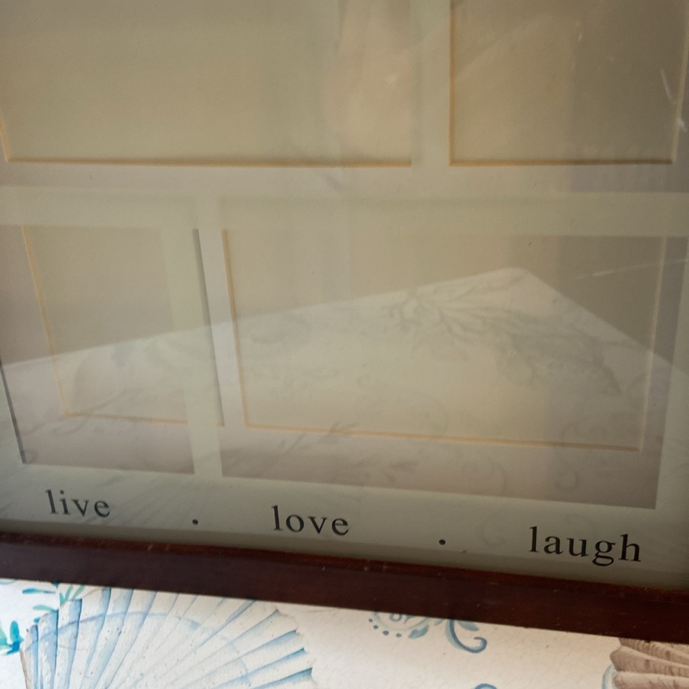 🤍 Memory Frame - Picture 3 of 7